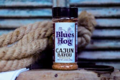Blues Hog Cajun Bayou Seasoning 6.5 Oz 14 Blues Hog Cajun Bayou Seasoning 6.5 Oz -Keuken Grill Winkel image 1185
