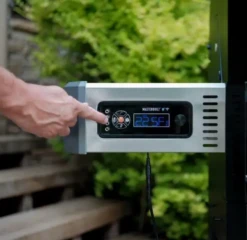 Masterbuilt Gravity Series™ 800 Digital Charcoal Griddle + Grill + Smoker 17 Masterbuilt Gravity Series™ 800 Digital Charcoal Griddle + Grill + Smoker -Keuken Grill Winkel image 611